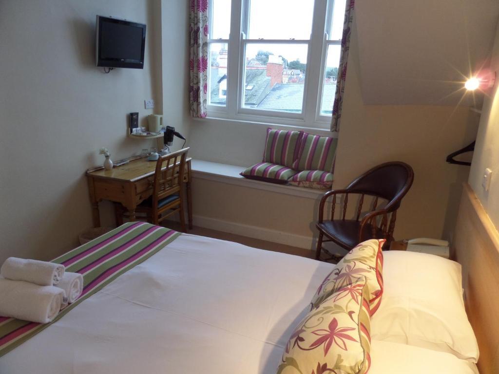 Harry'S Hotel & Restaurant Aberystwyth Dış mekan fotoğraf