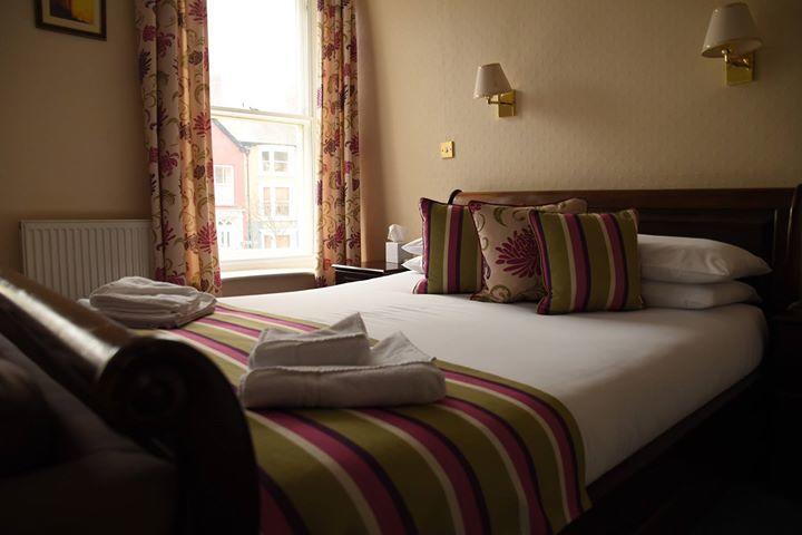 Harry'S Hotel & Restaurant Aberystwyth Dış mekan fotoğraf