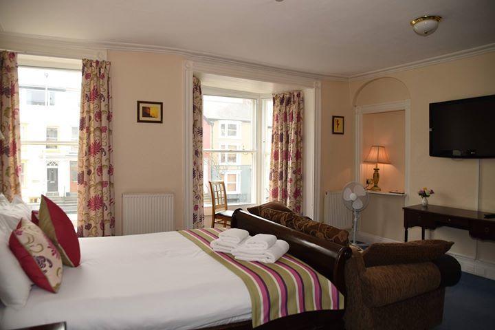 Harry'S Hotel & Restaurant Aberystwyth Dış mekan fotoğraf